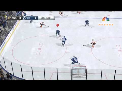 NHL 16 | Overhead Gameplay Clip | Xbox One, PS4