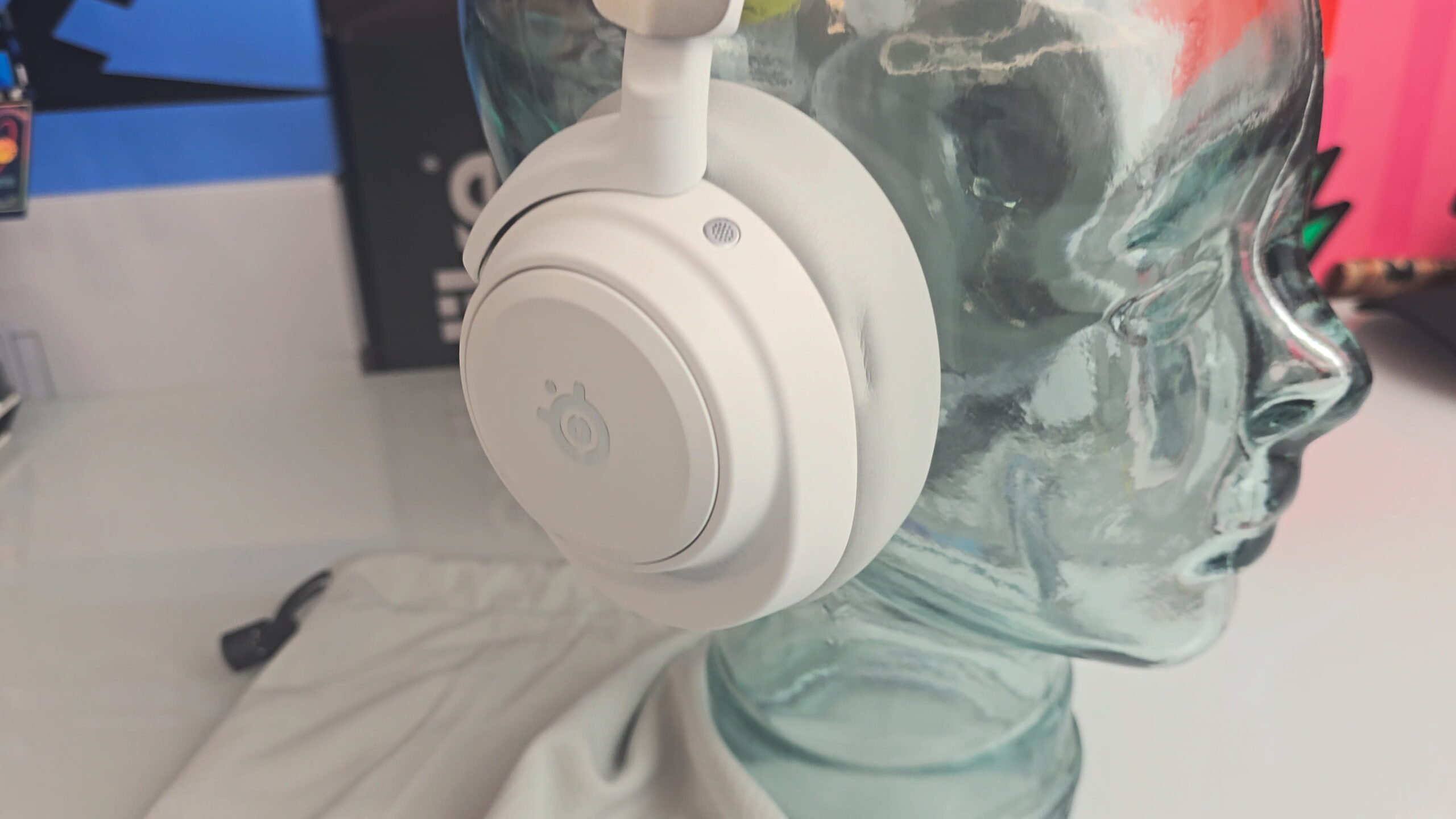 SteelSeries Arctis Nova Pro Omni im Test – Eines der komplettesten Gaming-Headsets überhaupt - PlayStationInfo