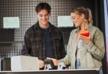 Teufel eröffnet neuen Store in Hamburg – hier können Besucher sogar komplettes Heimkino erleben